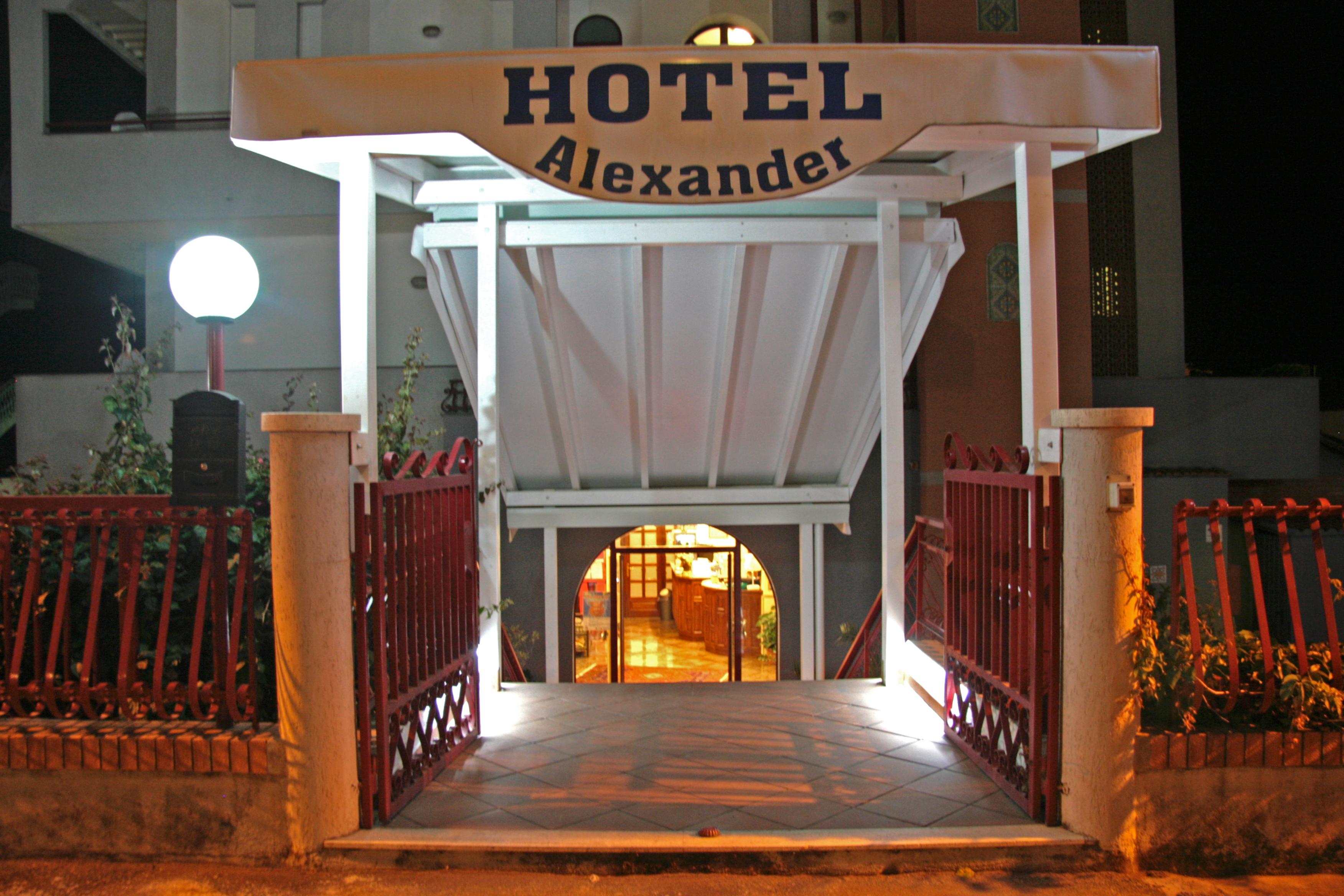 Hotel Alexander Giardini Naxos Esterno foto