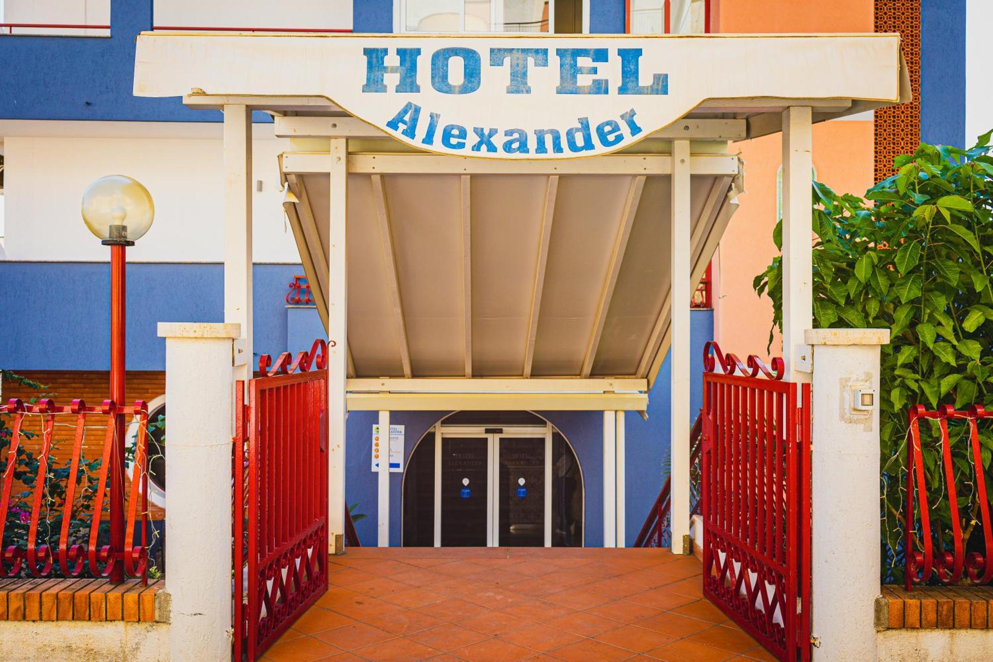 Hotel Alexander Giardini Naxos Esterno foto