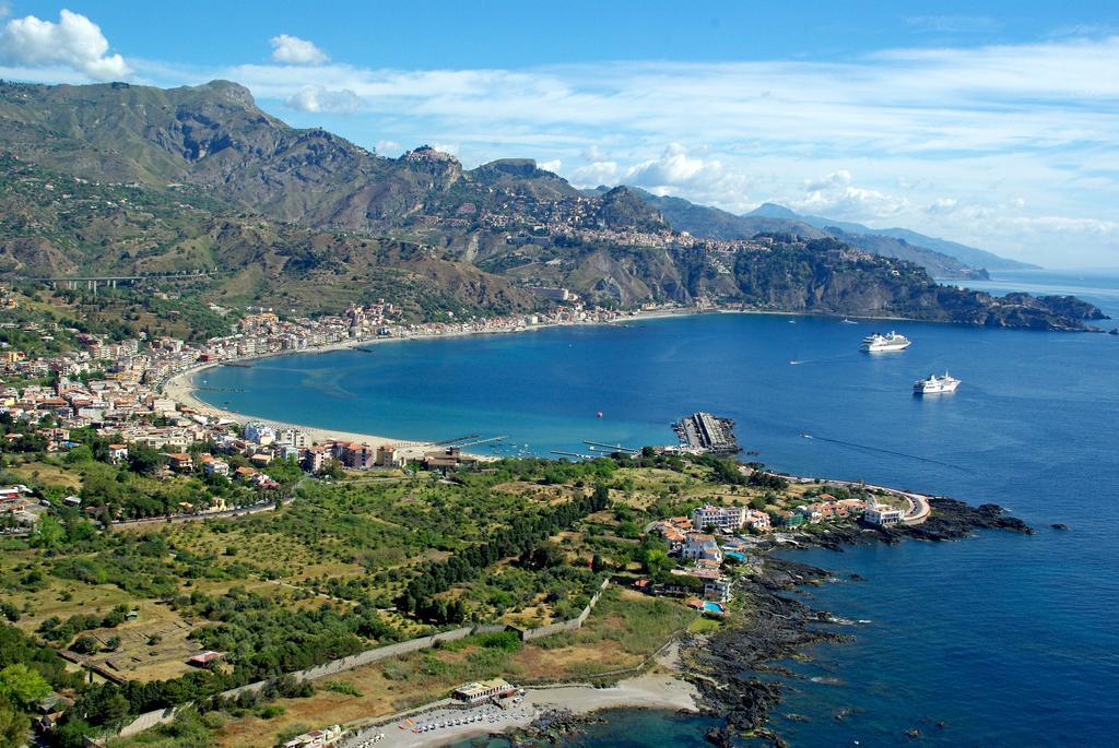 Hotel Alexander Giardini Naxos Esterno foto
